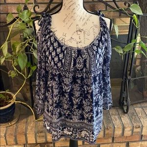 Cold shoulder long sleeve